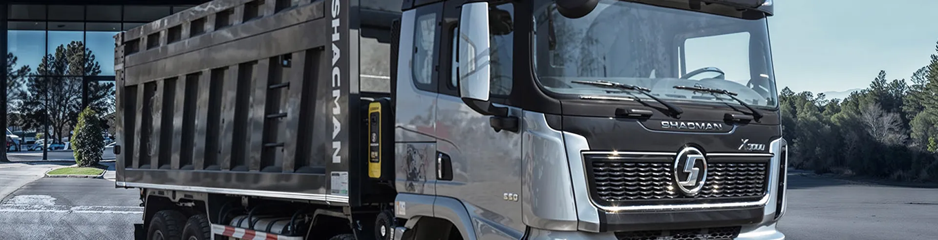 Мы ведущий дилер спецтехники.